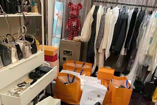 六安市裕安回收一线品牌衣服